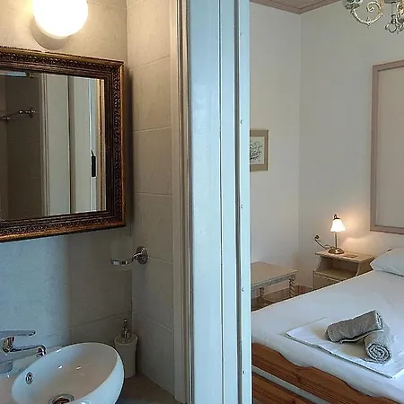 Filitsa Guest house *