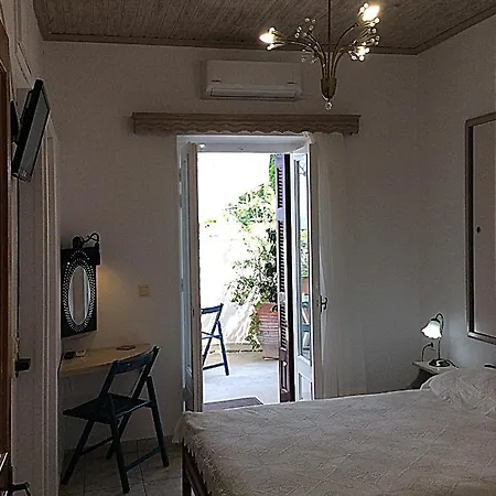 Filitsa Guest house *